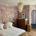 La Casita Azul *