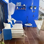 La Casita Azul